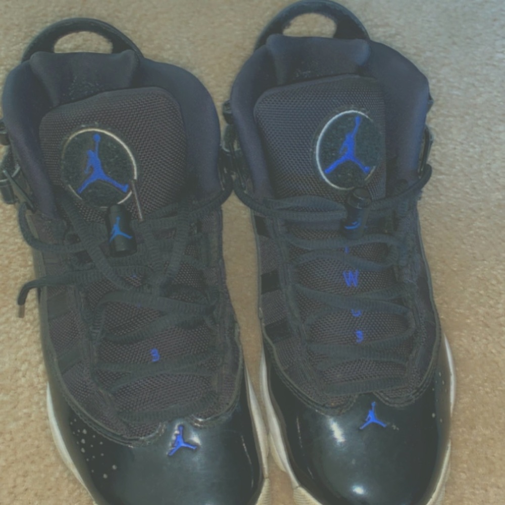 Air Jordan TWO3’s Men size 7